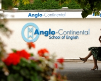 เรียนภาษาที่ UK กับ Anglo Continental ไหม มีโปรฯเรียน 4บวก1 นะ