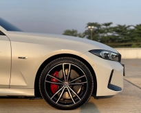 BMW 330e M Sport LCI TOP (G20) 2022 จด 2023 รถใหม่สภาพป้ายแดง คุ้มมากๆครับ
